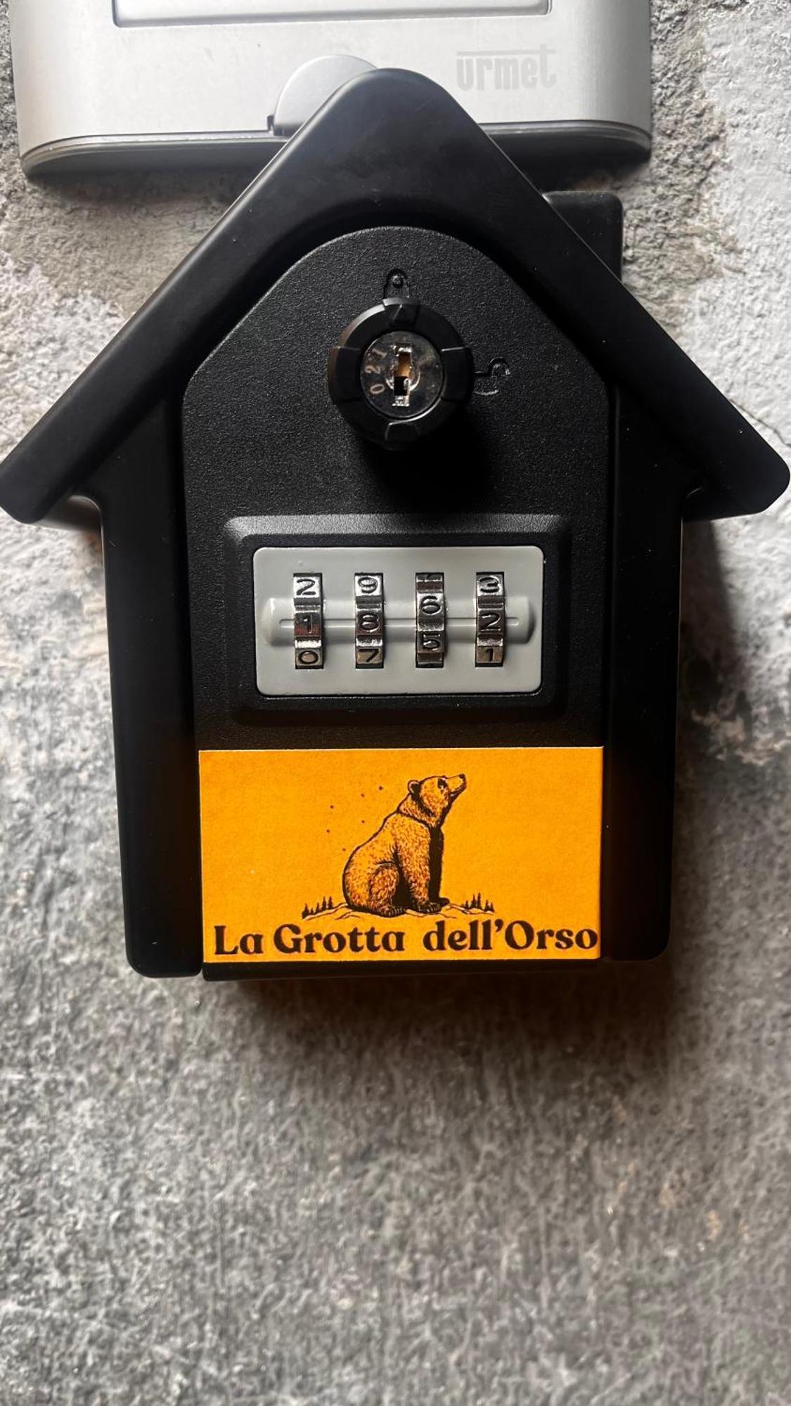Hotel La Grotta Dell'Orso Aosta Exterior foto